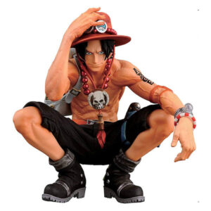 figurine ace accroupi