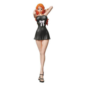 figurine nami belle robe noire